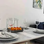Apartment Wonderful In The Heart Of And Close To The Fuengirola