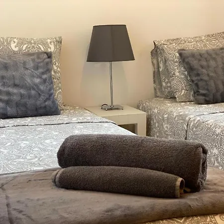 Appartement Wonderful In The Heart Of And Close To The *